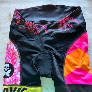 Betty designs tri short
